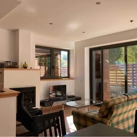 Bonaigua Tg Apartment *